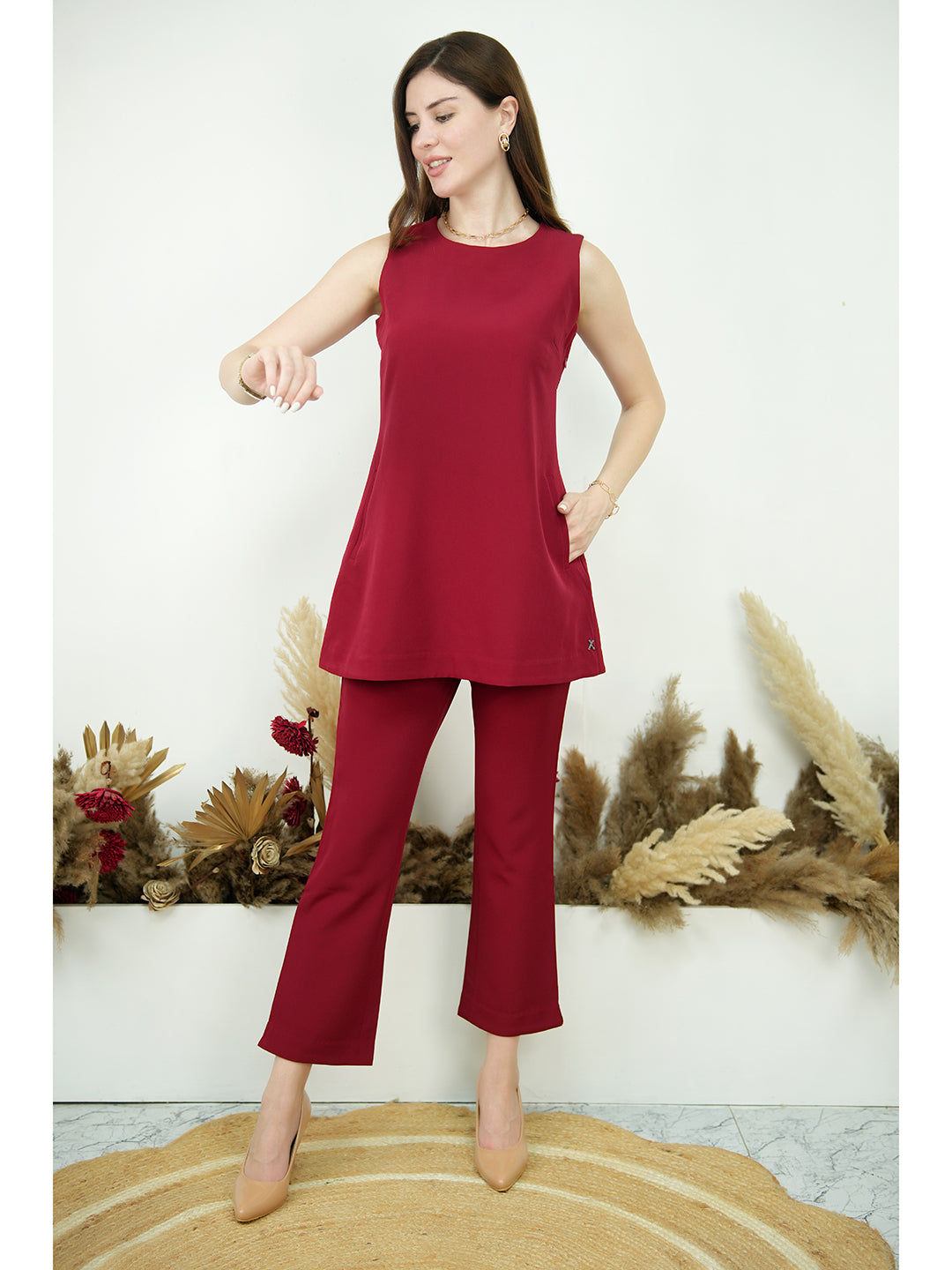 Exude Resplendent Thigh Length Tunic with Trouser Red Co-ord Sets