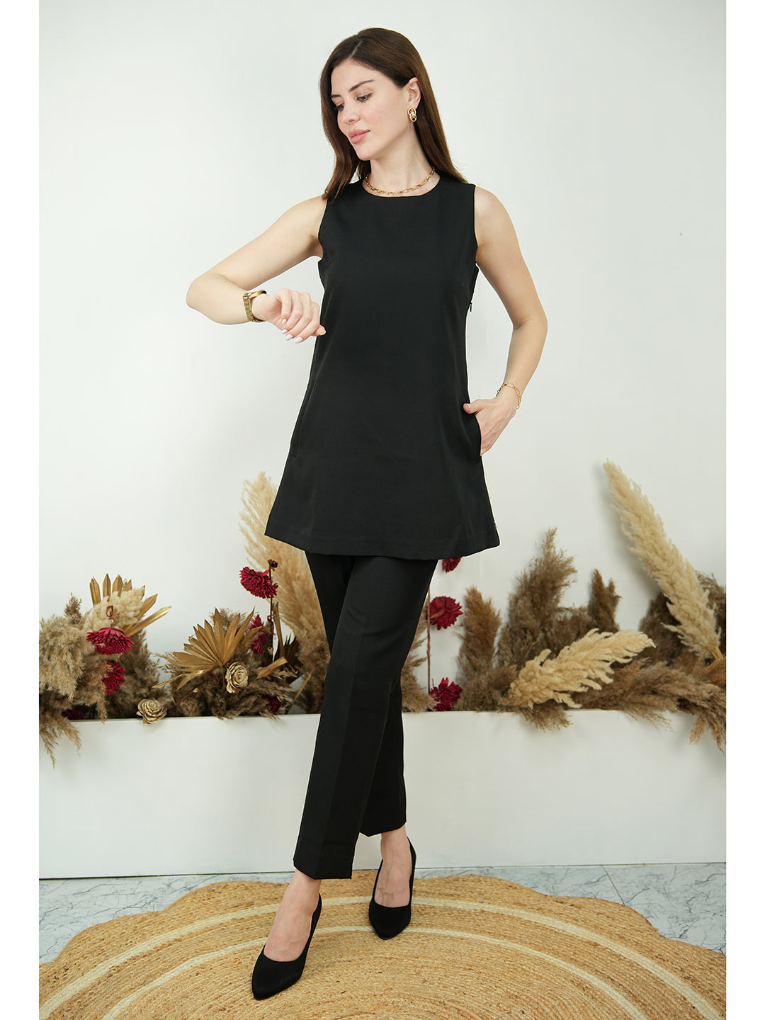 Exude Resplendent Thigh Length Tunic with Trouser Black Co-ord Sets