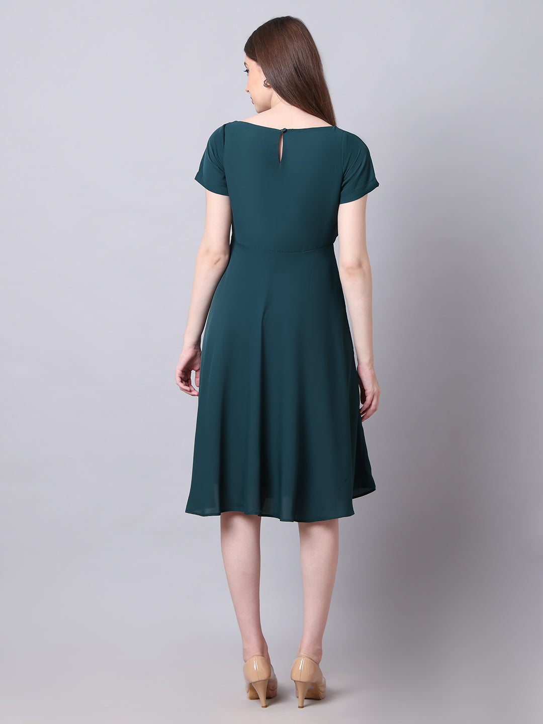Exude Intrepid V-Neck Front Pleat Dress with Pockets Emerald