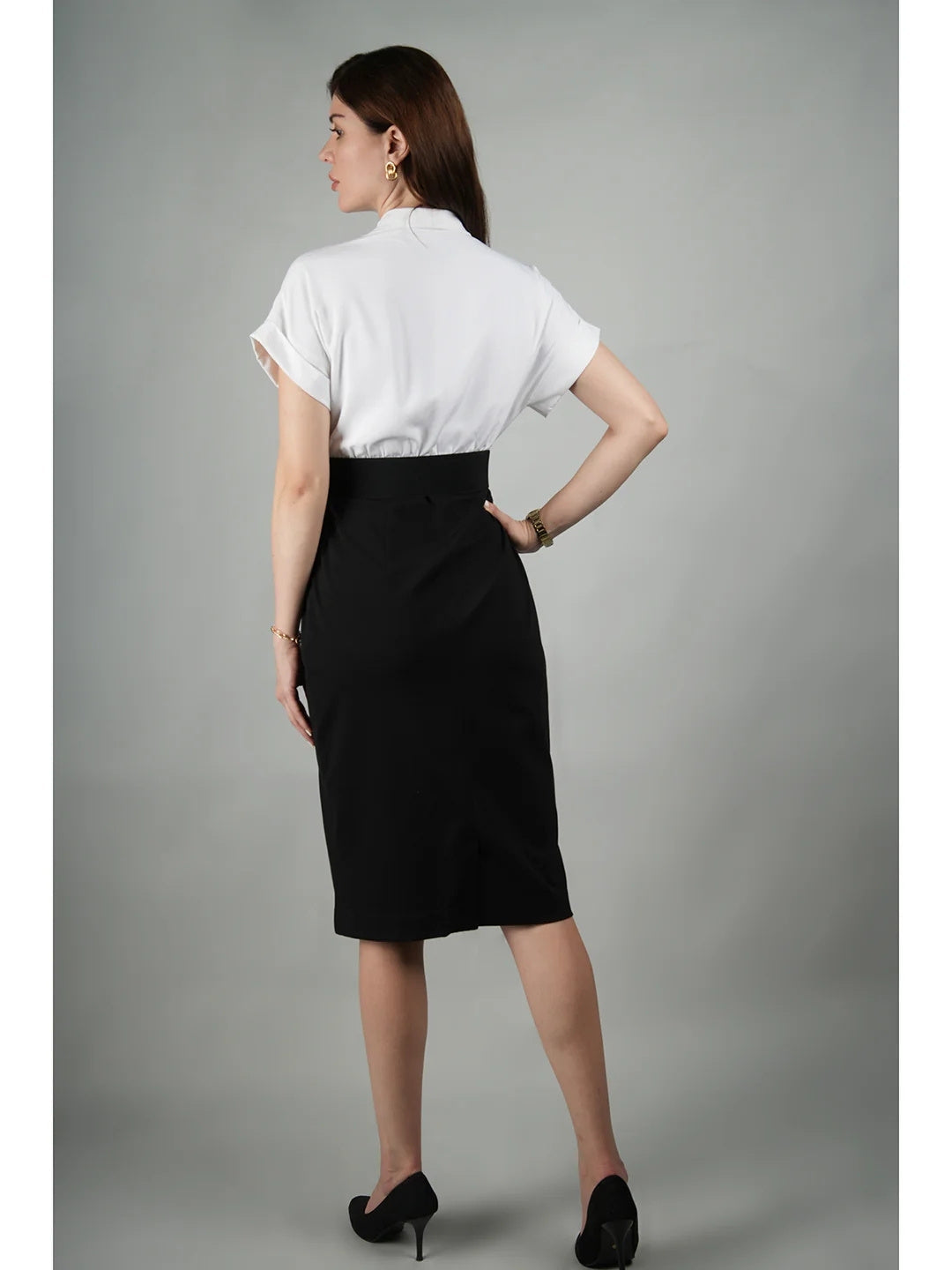 Exude Sparkling Color Block Blouson Dress With Belt Black Dresses