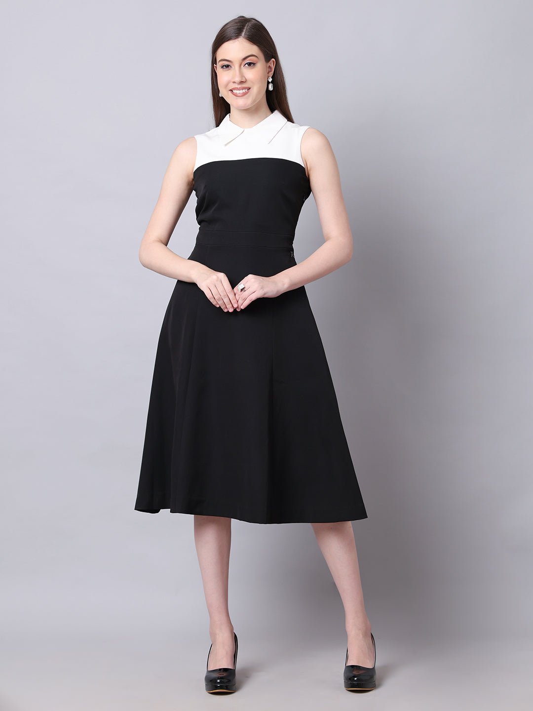 Exude Bronzed Color Block Dress With Collar Black Dresses