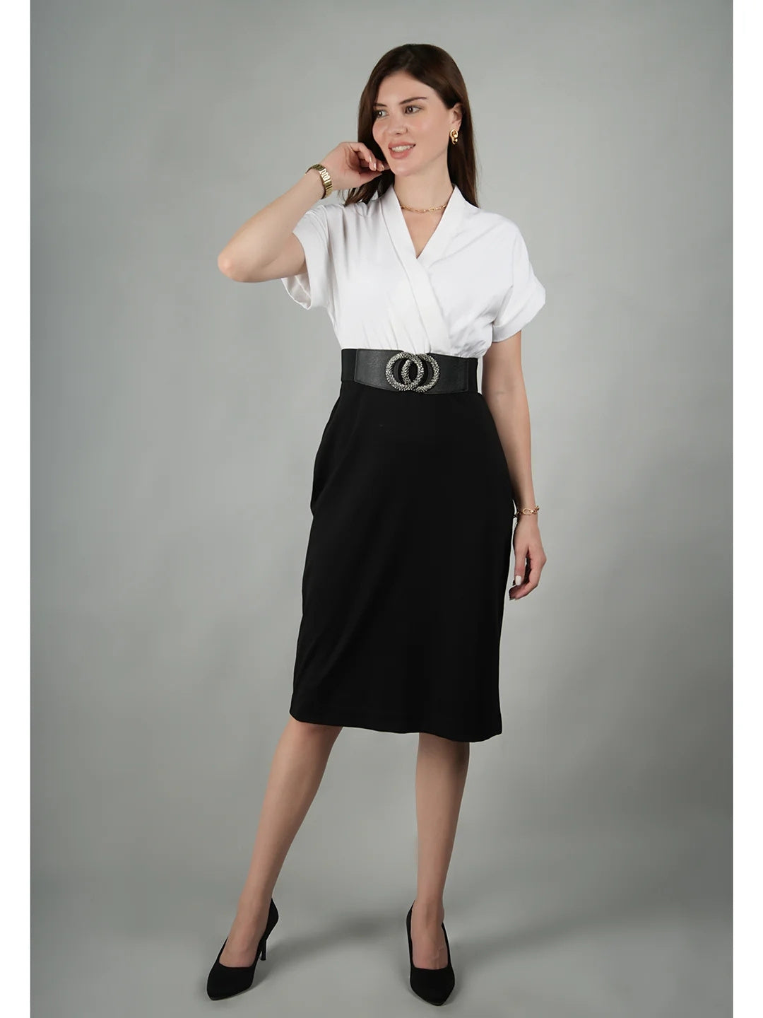 Exude Sparkling Color Block Blouson Dress With Belt Black Dresses