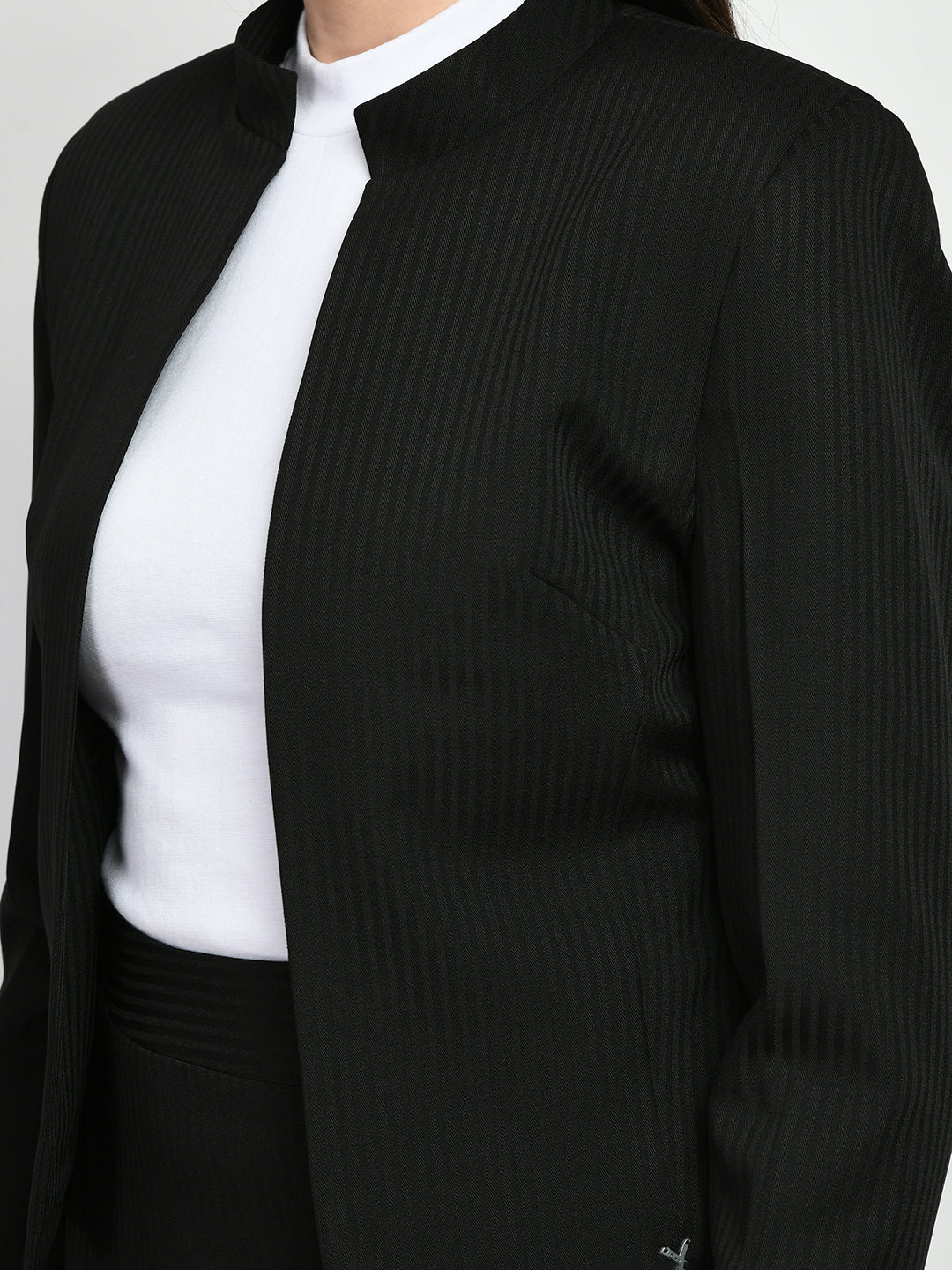 Exude Power Striped Mandarin Collar Short Blazer Black Blazers