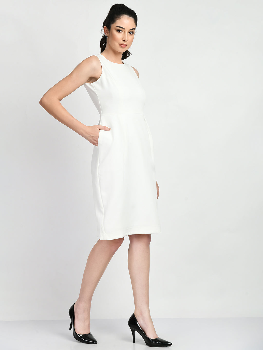 Exude Courage Sleeveless Sheath Dress White Dresses