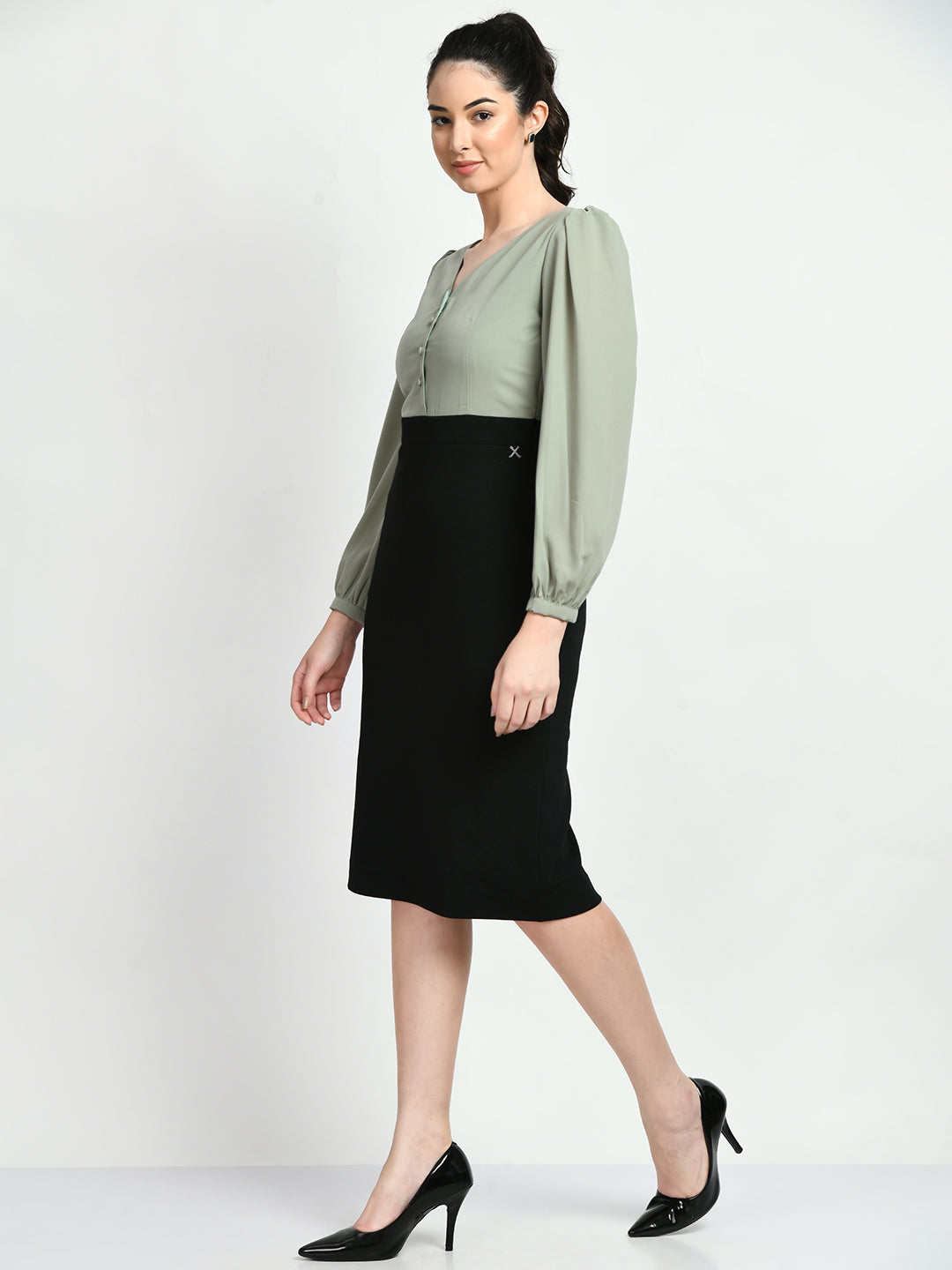 Exude Style Colour Blocked Sheath Dress Black + Pista Green Dresses